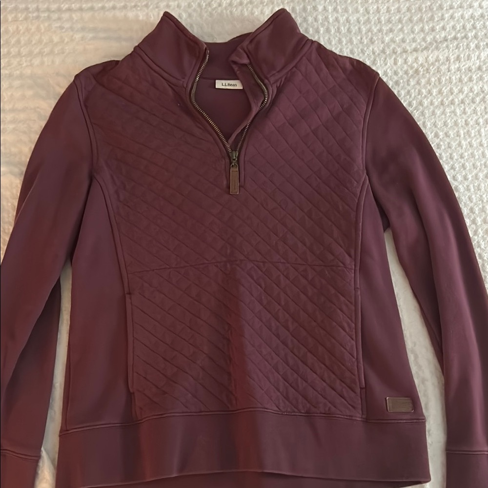 L.L.Bean Quilted Pullover in Burgundy